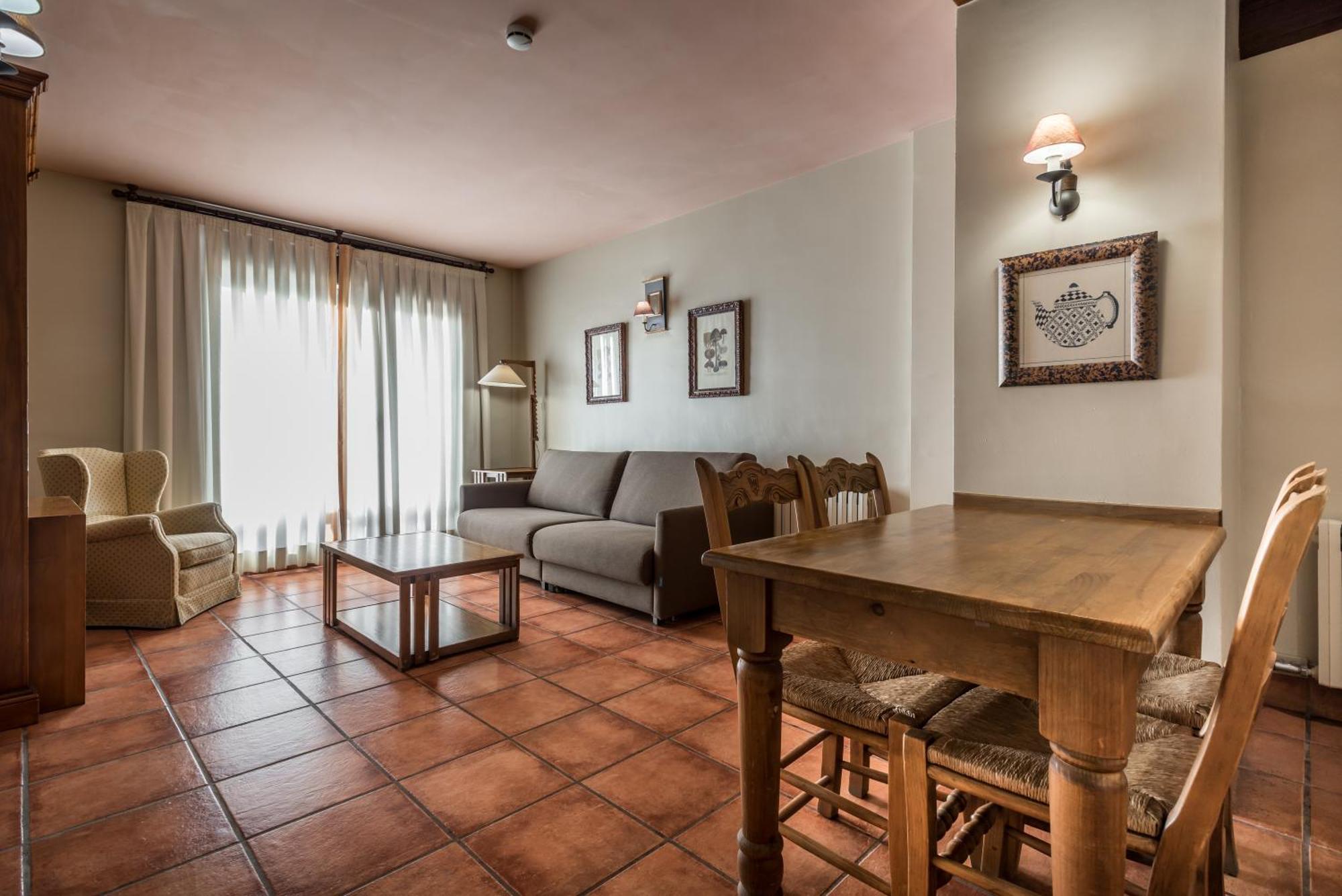 El Refugio De Aran Vielha Aparthotel Room photo
